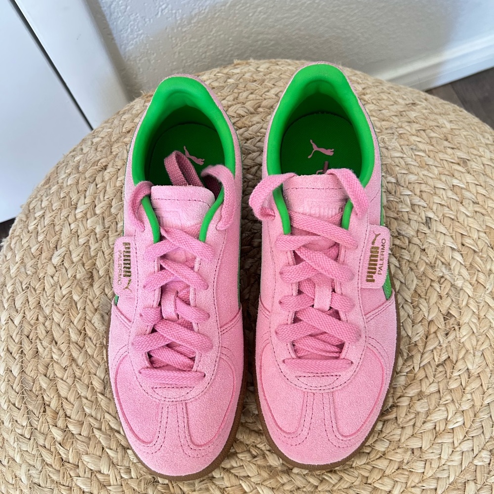 Puma Pink and Green Suede Sneakers with Gum Sole women’s size 61/2 Like new - Picture 2 of 8